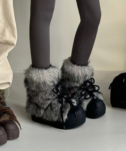 AsRiRe（アスリレイ）の「フワフワ厚底ボアブーツ（ブーツ・レディース・ブラウン/ブラック/ライトブラウン・M/S/L）」の9枚目の写真