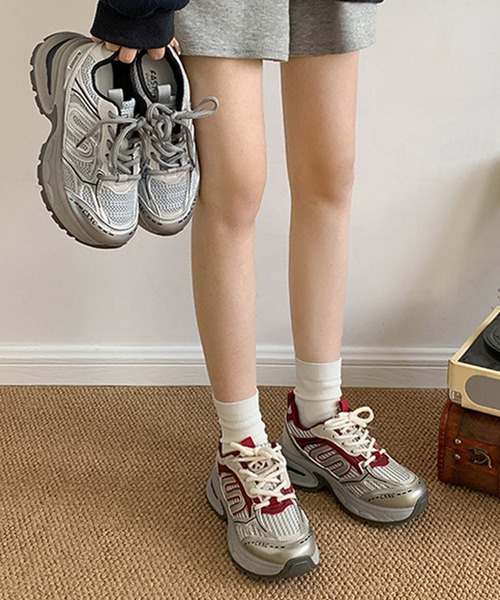 MEMECLE（メメクル）の「【 MEMECLE / メメクル 】シルバーメッシュ 厚底 カジュアルスニーカー（スニーカー・レディース・レッド/シルバー・L/M/S）」の18枚目の写真