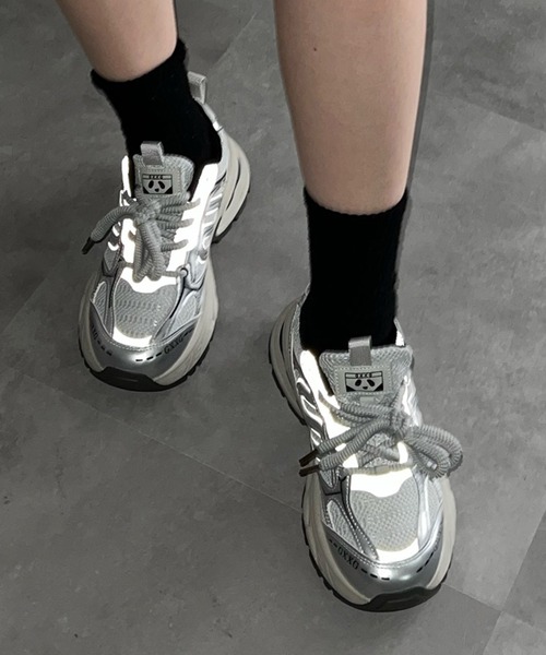 MEMECLE（メメクル）の「【 MEMECLE / メメクル 】シルバーメッシュ 厚底 カジュアルスニーカー（スニーカー・レディース・レッド/シルバー・L/M/S）」の12枚目の写真