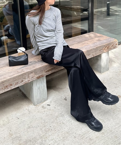 select MOCA by son(セレクトモカバイソン)の「シアーレイヤードカットソー(Tシャツ/カットソー・レディース・スミクロ/グレー/オフホワイト・FREE)」の4枚目の写真