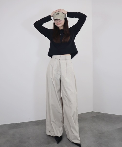 Reurie'（レウリィ）の「【ZOZO限定】バックスリットロングTシャツ／long sleeve back slit top 長袖 クルーネック カットオフ シンプル ベーシック カジュアル（Tシャツ/カットソー・レディース・ホワイト/ブラック・FREE）」の21枚目の写真