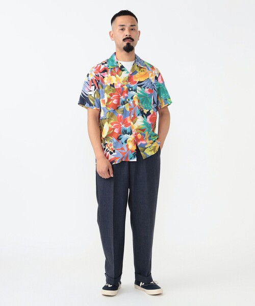 BEAMS PLUS(ビームスプラス)の「トロピカル プリント オープンカラー シャツ(シャツ/ブラウス・メンズ・イエロー/ネイビー・XL/M/S/L)」の4枚目の写真
