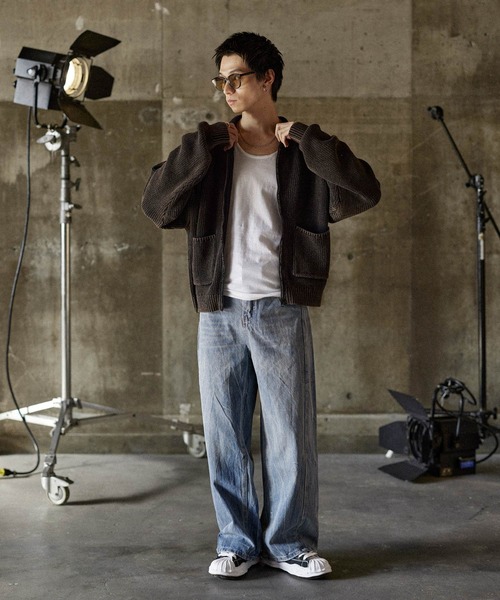 ASTRONOMY(アストロノミー)の「ユーズド加工ウォッシュドストレートデニム(デニムパンツ・メンズ・ブルー系その他/ブラック/ブルー・XL/S/M/L)」の12枚目の写真