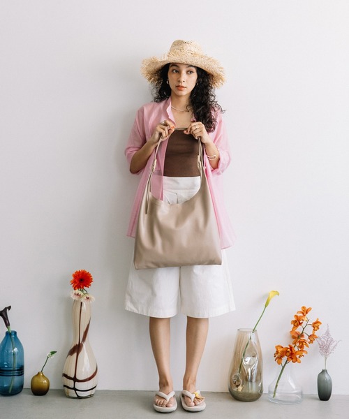 BEAURE ヴュレ カウレザー BIG トライアングル トート（トートバッグ