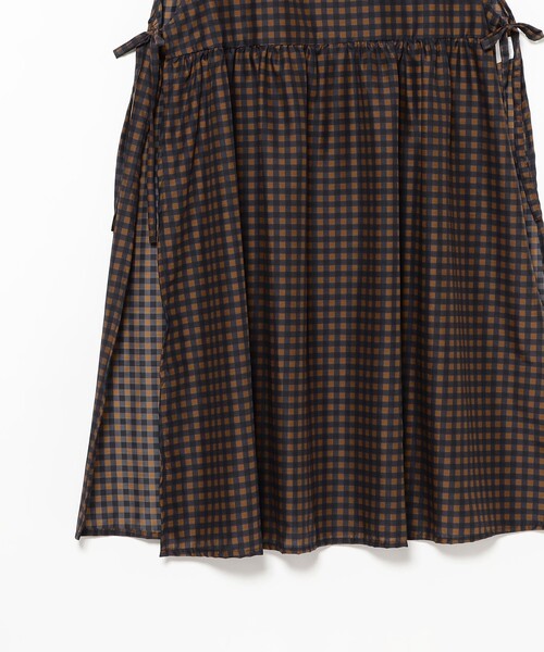 Yarmo（ヤーモ）の「Yarmo / Tabard Dress（ワンピース・レディース・ダークブラウン・ONE SIZE）」の5枚目の写真