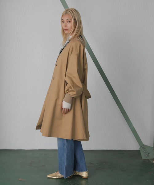 ROSE BUD(ローズバッド)の「(mici)ノーカラーコート(ノーカラージャケット・レディース・ベージュ/ブラック・ONE SIZE)」の8枚目の写真