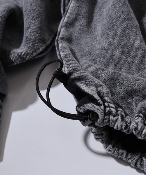 bike star（バイクスター）の「Grunge embroidered sweatshirt / グランジ加工刺繍トレーナー unisex（スウェット・メンズ・チャコール/ピンク/ブラウン/オフホワイト・L/M）」の9枚目の写真