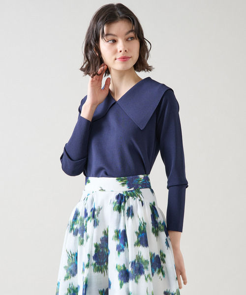 Tiara(ティアラ)の「ビッグカラーコンパクトニット(ニット/セーター・レディース・レッド/ネイビー/ホワイト・FREE)」の2枚目の写真