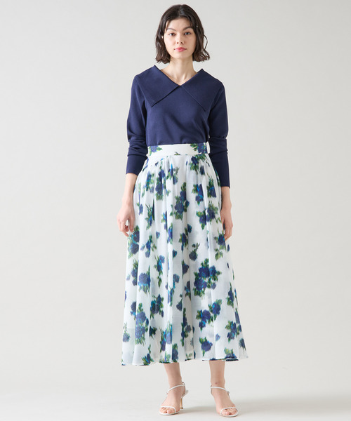 Tiara(ティアラ)の「ビッグカラーコンパクトニット(ニット/セーター・レディース・レッド/ネイビー/ホワイト・FREE)」の17枚目の写真