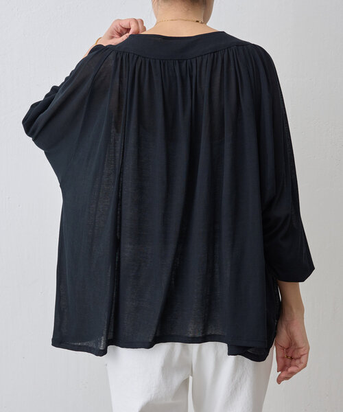 ビアズリー beardsley シアーギャザーブラウス　未使用 BEARDSLEY（ビアズリー）の「シアーギャザーカットソー（Tシャツ