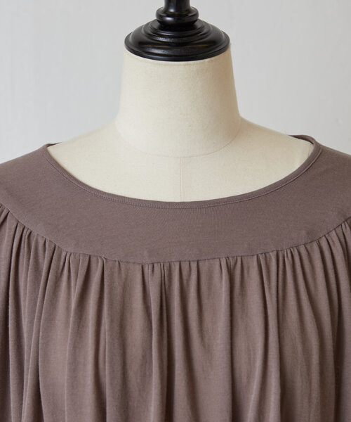 BEARDSLEY（ビアズリー）の「シアーギャザーカットソー（Tシャツ