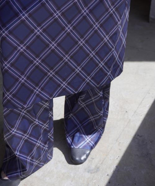 G.V.G.V.(ジーヴィージーヴィー)の「PLAID SATIN PICOT PANTS(その他パンツ・レディース・バーガンディー/ネイビー・36)」の12枚目の写真