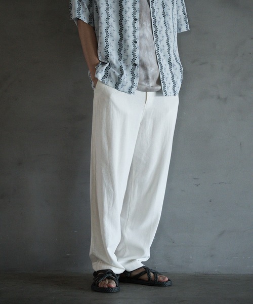 RATTLE TRAP（ラトルトラップ）の「リネン混ワンタックワイドテーパードパンツ（スラックス・メンズ・オフホワイト/ブラック/カーキ・L/M/S）」の14枚目の写真