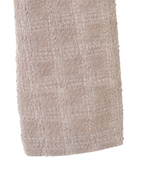 earth music&ecology（アースミュージックアンドエコロジー）の「カットツイードショートジャケット（ノーカラージャケット・レディース・アイボリー/ピンクベージュ・FREE）」の17枚目の写真