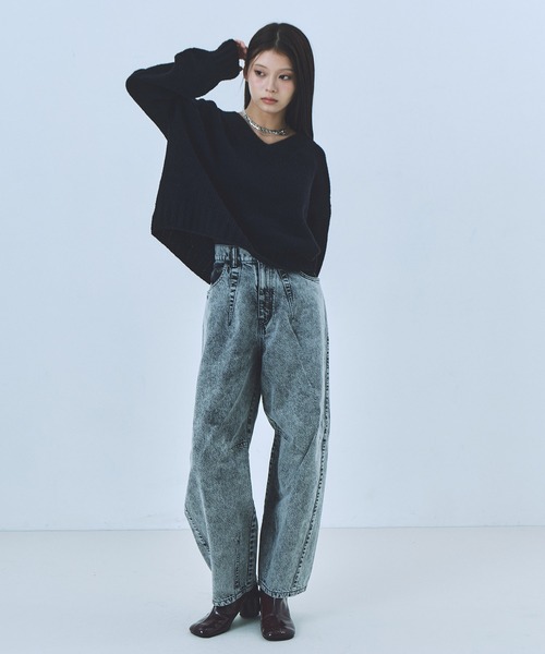 UNITED TOKYO(ユナイテッドトウキョウ)の「コクーンデニムパンツ|ウォッシャブル/春服(デニムパンツ・レディース・ブラック/グレー・1/2)」の3枚目の写真