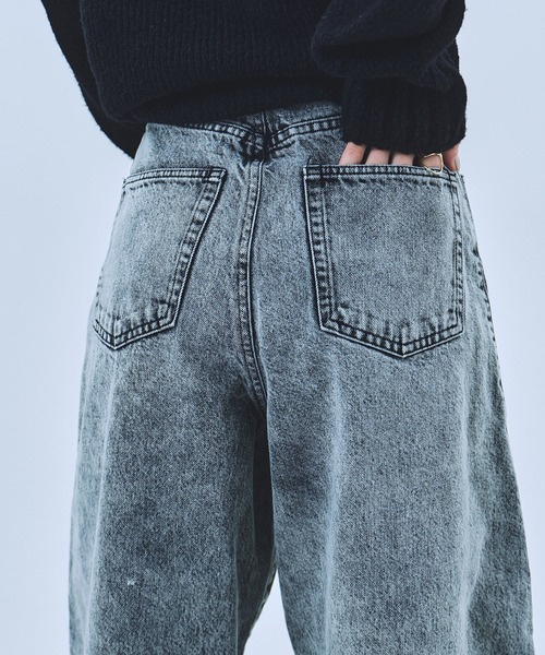 UNITED TOKYO(ユナイテッドトウキョウ)の「コクーンデニムパンツ|ウォッシャブル/春服(デニムパンツ・レディース・ブラック/グレー・1/2)」の7枚目の写真