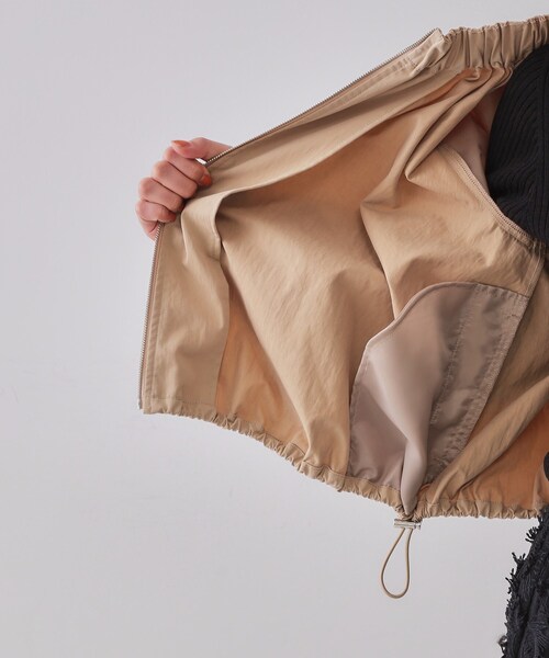 OPAQUE.CLIP(オペークドットクリップ)の「バルーンスリーブZIPブルゾン【洗濯洗い可】(ブルゾン・レディース・ベージュ/アイボリー・36/38/40)」の21枚目の写真