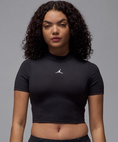 JORDAN BRAND(ジョーダンブランド)の「JORDAN BRAND AS W J SS SOLID KNIT TOP / ジョーダンブランド ウィメンズ ジョーダン ソリッド ニット S/S トップ / NIKE【SP】(Tシャツ/カットソー・レディース・ブラック・S/M/L)」の2枚目の写真