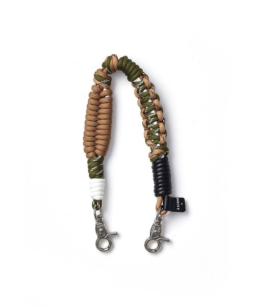 A SCENE（エーシーン）の「【A SCENE】Design paracord strap パラコード ストラップ（スマホグッズ・メンズ・シルバー/イエロー系その他/ブラック/オレンジ/イエロー/ネイビー/マルチ/オリーブ/ブルー系その他/ブラウン系その他・FREE）」の3枚目の写真