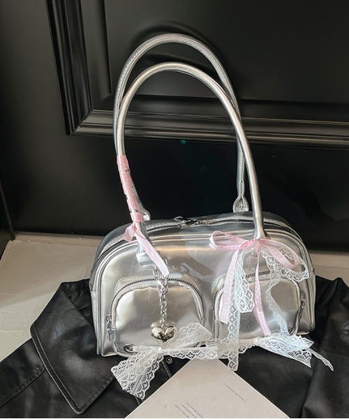 gossip！ロサンゼルス（ゴシップロサンゼルス）の「【チャーム付】Y2K ダブルリボンデザイン ハンドバッグ ［ レーステープつきバッグ! 新風格 ］きショルダーバッグ（ショルダーバッグ・レディース・ピンク/ブラック/オフホワイト/シルバー・FREE）」の21枚目の写真