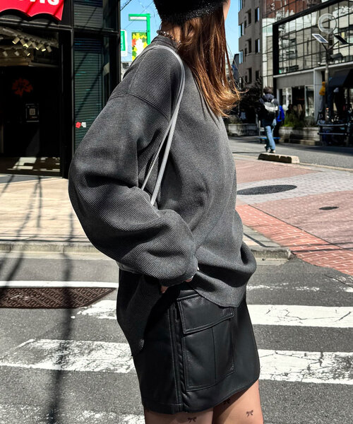 RePRODUCTION LABEL(リプロダクションレーベル)の「【RePRODUCTION LABEL / リプロダクションレーベル】ラウンドカットサーマルロンT(Tシャツ/カットソー・レディース・チャコールグレー/アイボリー・FREE)」の9枚目の写真