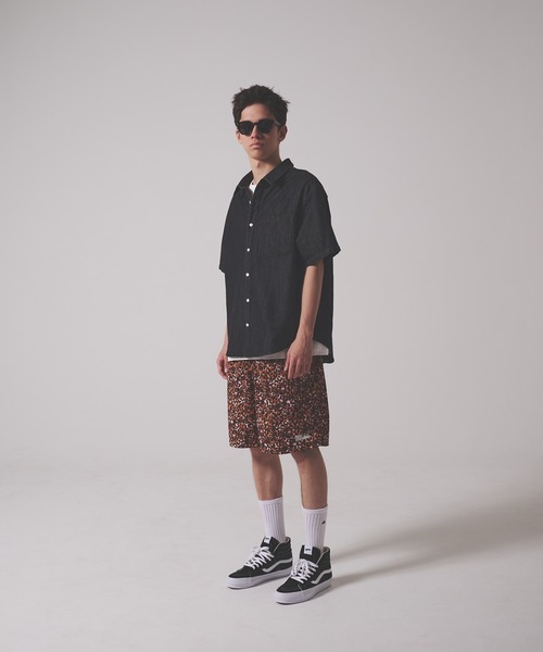 FIRST DOWN（ファーストダウン）の「デニム ショートスリーブ シャツ（シャツ/ブラウス・メンズ・ライトブルー/ブラック/インディゴブルー・XL/L/M）」の5枚目の写真