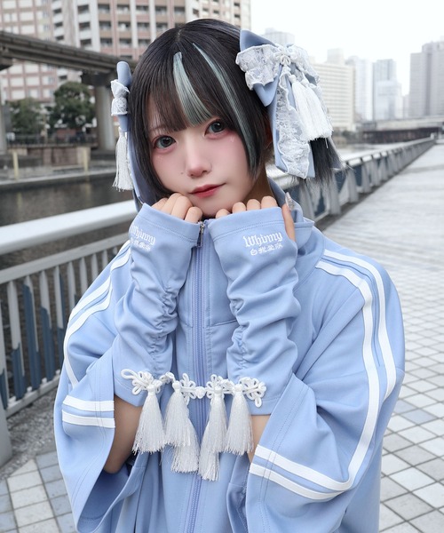 Whinny(ホワイニー)の「Whinny/スーパーパンダパンダリボン(その他ヘアアクセサリー・レディース・ホワイト/サックスブルー/ブラック・FREE)」の4枚目の写真