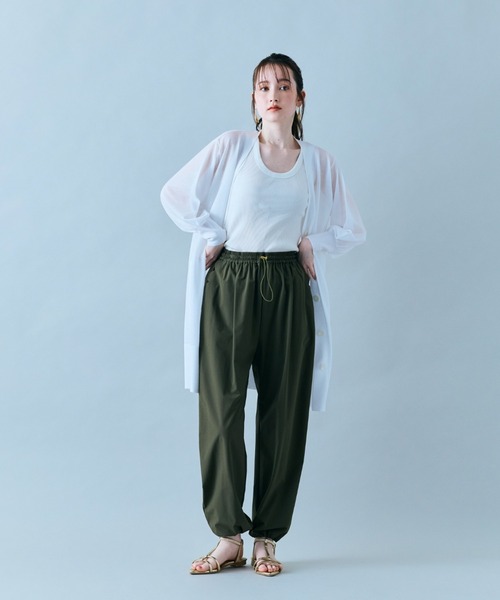 Audie a Muses(オーディアミューズ)の「シアーロングカーディガン(カーディガン/ボレロ・レディース・ベージュ/オフホワイト/ブラック・38/42)」の14枚目の写真