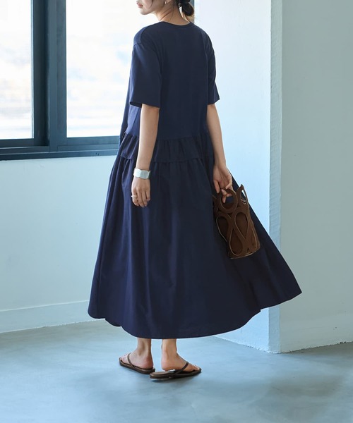 STYLE DELI（スタイルデリ）の「【Made in JAPAN】生地コンビボリュームスカート半袖ワンピース（ワンピース・レディース・ネイビー/グリーン・1/2）」の11枚目の写真
