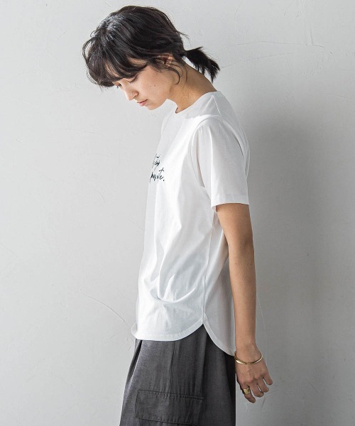 MAYSON GREY（メイソングレイ）の「ハンドメッセージ刺繍ロゴTシャツ≪洗濯機で洗える≫（Tシャツ/カットソー・レディース・ブルー/チャコールグレー/ホワイト・M）」の19枚目の写真
