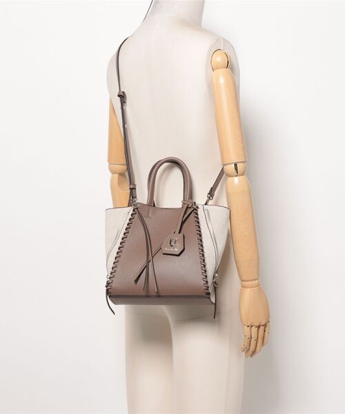 U（ユー）の「Point sac【ポワン サック】キャンバスコンビジッパートートバッグ/Sサイズ（ビジネスバッグ・レディース・ベージュ系その他/シルバー系その他/ブラウン系その他・FREE）」の17枚目の写真
