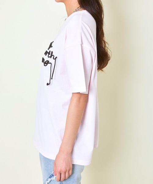 GORGE（ゴージ）の「《コード刺繍ロゴ×ゆるシルエット》レディース 半袖Tシャツ カジュアル カットソー 春夏秋（Tシャツ/カットソー・レディース・ピンク/オートミール/チャコール・F）」の19枚目の写真
