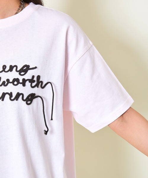 GORGE（ゴージ）の「《コード刺繍ロゴ×ゆるシルエット》レディース 半袖Tシャツ カジュアル カットソー 春夏秋（Tシャツ/カットソー・レディース・ピンク/オートミール/チャコール・F）」の22枚目の写真