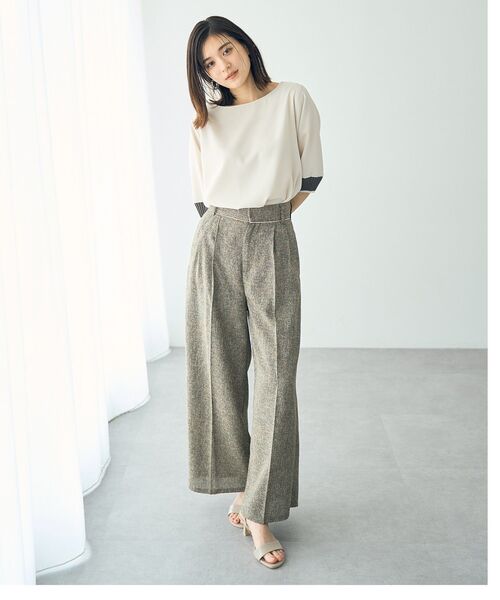 YECCA VECCA(イェッカヴェッカ)の「袖プリーツラウンドヘムブラウス(シャツ/ブラウス・レディース・ライトグレー/アイボリー/ブラック・FREE)」の13枚目の写真