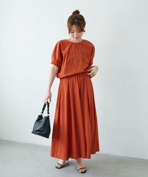 le.coeur blanc（ルクールブラン）の「《接触冷感》ナイロンストレッチタックギャザースカート（スカート・レディース・カーキオリーブ/オレンジ/ダークグレー・36/38）」の5枚目の写真