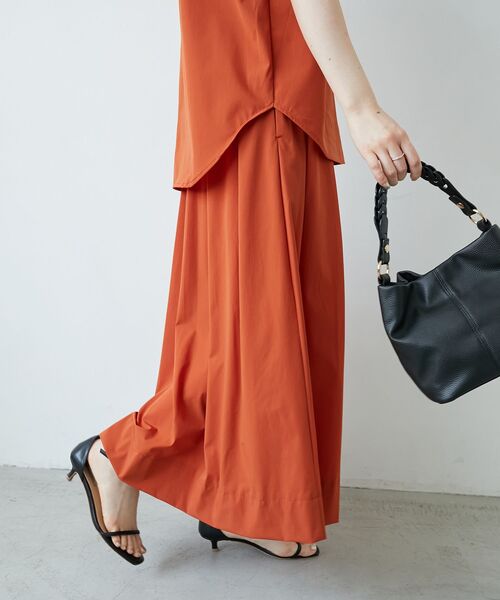 le.coeur blanc（ルクールブラン）の「《接触冷感》ナイロンストレッチタックギャザースカート（スカート・レディース・カーキオリーブ/オレンジ/ダークグレー・36/38）」の15枚目の写真