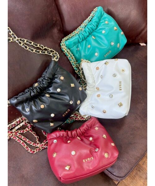 EVRIS（エヴリス）の「スタッズチェーンミニショルダーBAG（ショルダーバッグ・レディース・ホワイト/レッド/ブルー/ブラック・FREE）」の14枚目の写真