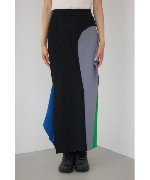 PLUS（プラス）の「【PLUS】イレギュラーヘムドレープニットスカート（スカート・レディース・グレー系その他/ブラック/ブラック系その他・FREE）」の18枚目の写真