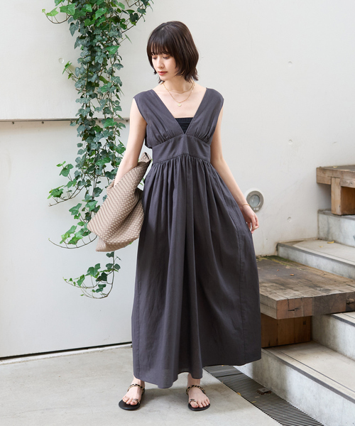 Rouge vif Anna(ルージュヴィフアンナ)の「麻混3WAYウエストリボンワンピース(ワンピース・レディース・ブルー/ブラック・フリー)」の12枚目の写真