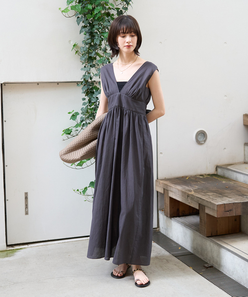 Rouge vif Anna(ルージュヴィフアンナ)の「麻混3WAYウエストリボンワンピース(ワンピース・レディース・ブルー/ブラック・フリー)」の11枚目の写真