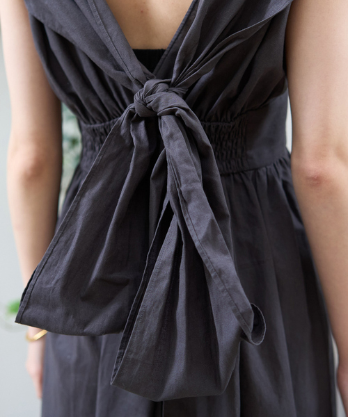 Rouge vif Anna(ルージュヴィフアンナ)の「麻混3WAYウエストリボンワンピース(ワンピース・レディース・ブルー/ブラック・フリー)」の15枚目の写真