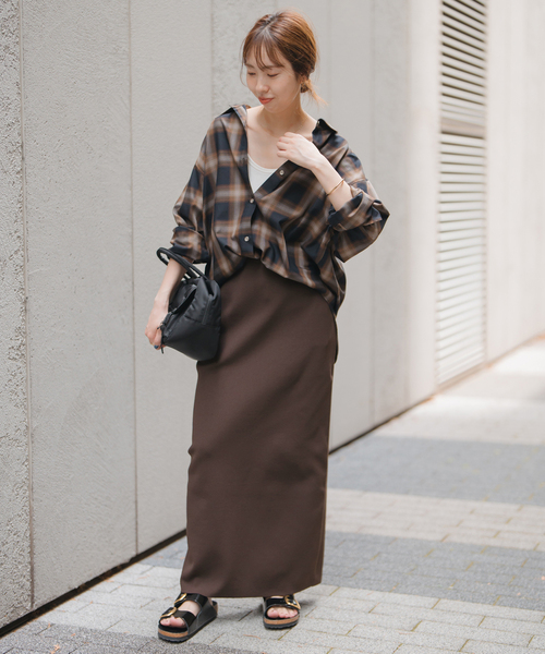 Spick & Span(スピックアンドスパン)の「《WEB限定》ウォッシャブルニットタイトスカート(スカート・レディース・ブラウン/ブラック/ベージュ・36/38)」の13枚目の写真