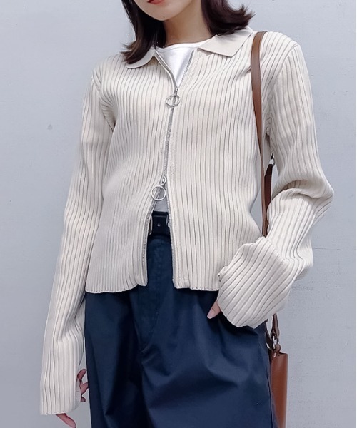 &soiree(アンドソワレ)の「【&soiree】Wジップ襟付き長袖リブニットトップス(ニット/セーター・レディース・ブラック/アイボリー/ブルー・FREE)」の18枚目の写真