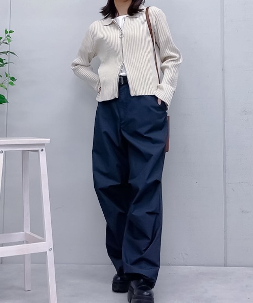 &soiree(アンドソワレ)の「【&soiree】Wジップ襟付き長袖リブニットトップス(ニット/セーター・レディース・ブラック/アイボリー/ブルー・FREE)」の22枚目の写真