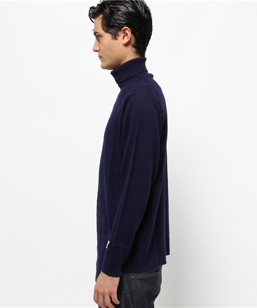 ikka（イッカ）の「GP イタリーヤーンタートルネック （ニット/セーター・メンズ・グレー/ブラック/ネイビー・LARGE/MEDIUM/X-LARGE）」の4枚目の写真