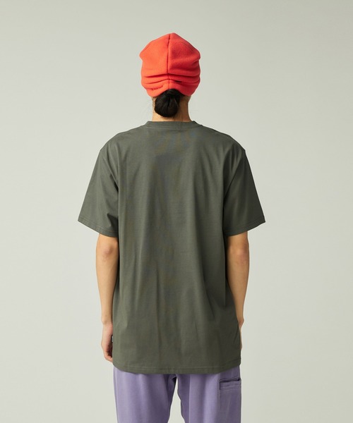 Snow Peak(スノーピーク)の「Snow Peak Typography T-Shirt スノーピーク タイポグラフィ Tシャツ(Tシャツ/カットソー・メンズ・アイボリー/パープル/グレー・M/S/XXL/XL/L/1)」の14枚目の写真