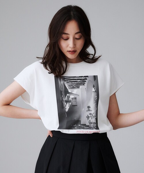 UNTITLED（アンタイトル）の「【コットン100/プリントロゴ】フォトTシャツ（Tシャツ/カットソー・レディース・ホワイト系3/チャコール・44/48/50/00/02/04）」の4枚目の写真