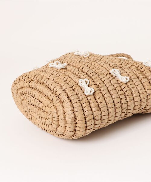 tocco closet（トッコ　クローゼット）の「【ZOZO限定】パールリボンカゴバック（かごバッグ・レディース・ベージュ/ブラウン・FREE）」の4枚目の写真