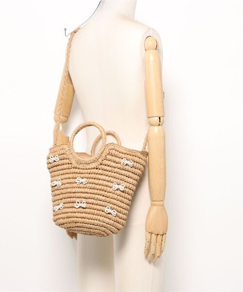 tocco closet（トッコ　クローゼット）の「【ZOZO限定】パールリボンカゴバック（かごバッグ・レディース・ベージュ/ブラウン・FREE）」の6枚目の写真