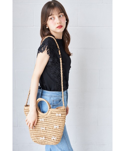 tocco closet（トッコ　クローゼット）の「【ZOZO限定】パールリボンカゴバック（かごバッグ・レディース・ベージュ/ブラウン・FREE）」の7枚目の写真